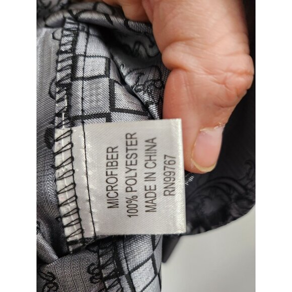 Daniel Ellissa Mens Dress Shirt  Large Black Printed Satin Long Sleeve Clublwear - Picture 4 of 7